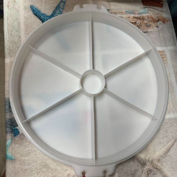 Vintage Tupperware Serving Center  - Picture 1 of 5